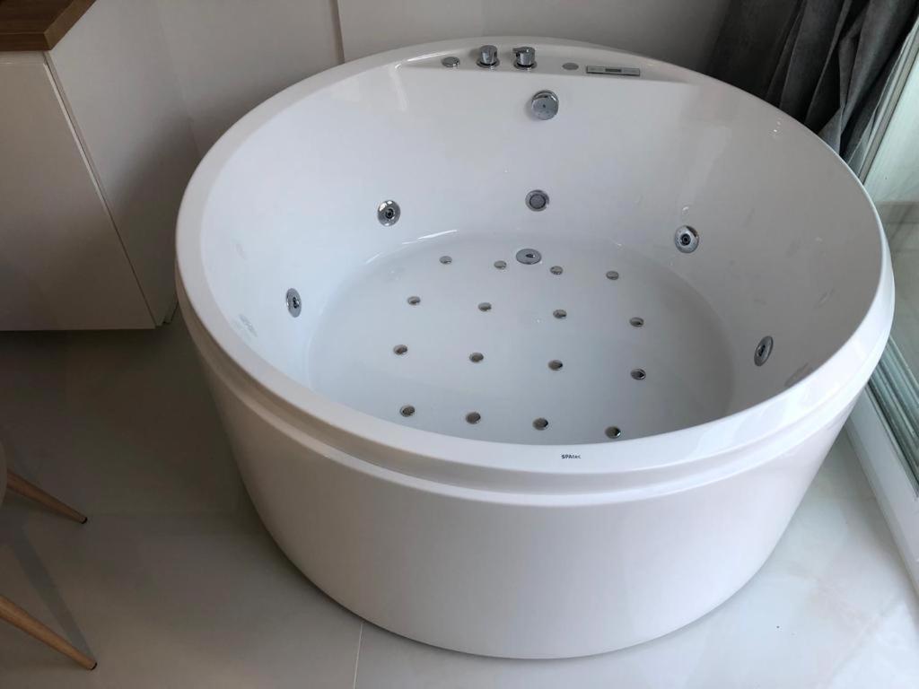 Suite Playamar Con Jacuzzi Torremolinos Extérieur photo